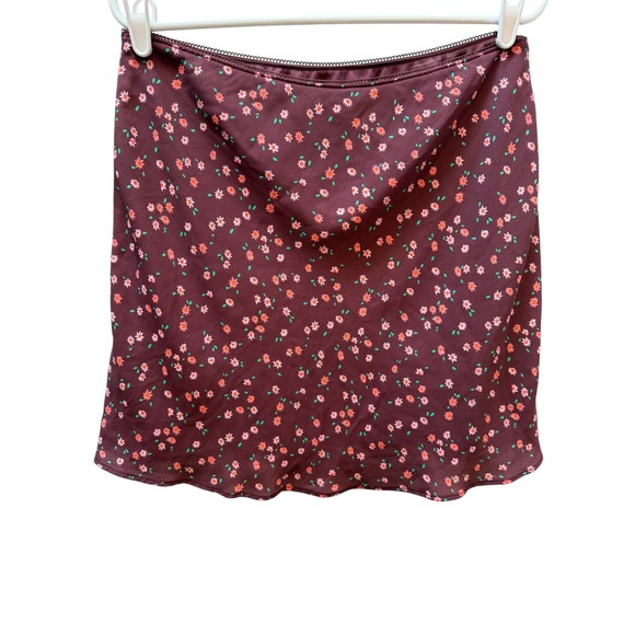 Wild Fable Brown Ditsy Floral Mini Skirt Bow Picot Trim Size L NEW - Picture 2 of 7